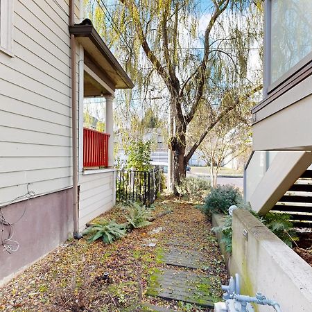 Portland Blues Apartment ภายนอก รูปภาพ